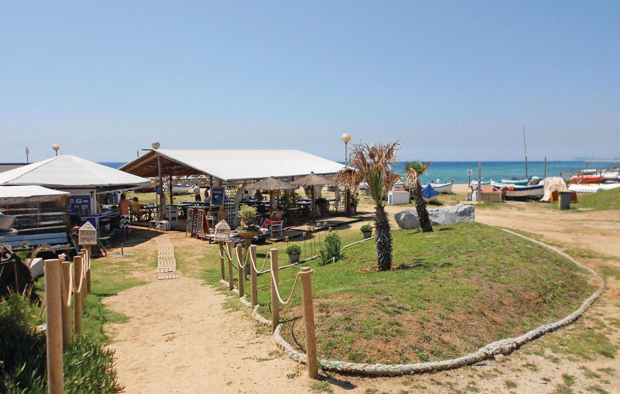 Nice Home In Cabrils With House A Mountain View מראה חיצוני תמונה
